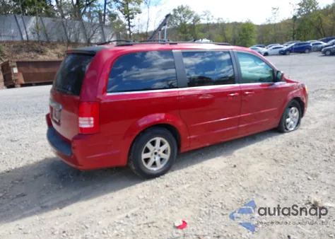2008 Chrysler Town & Country Touring from USA, damaged, VIN 2A8HR54P78R787892